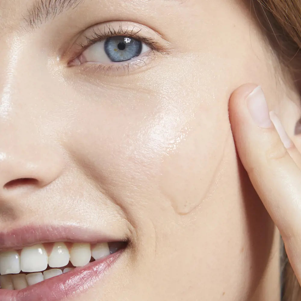 Oriflame Love Nature Hydrating Face Mask with Organic Aloe Vera & Pineapple 75 ml | Deep Moisturizing & Brightening Clay Mask | Original Sweden Skincare