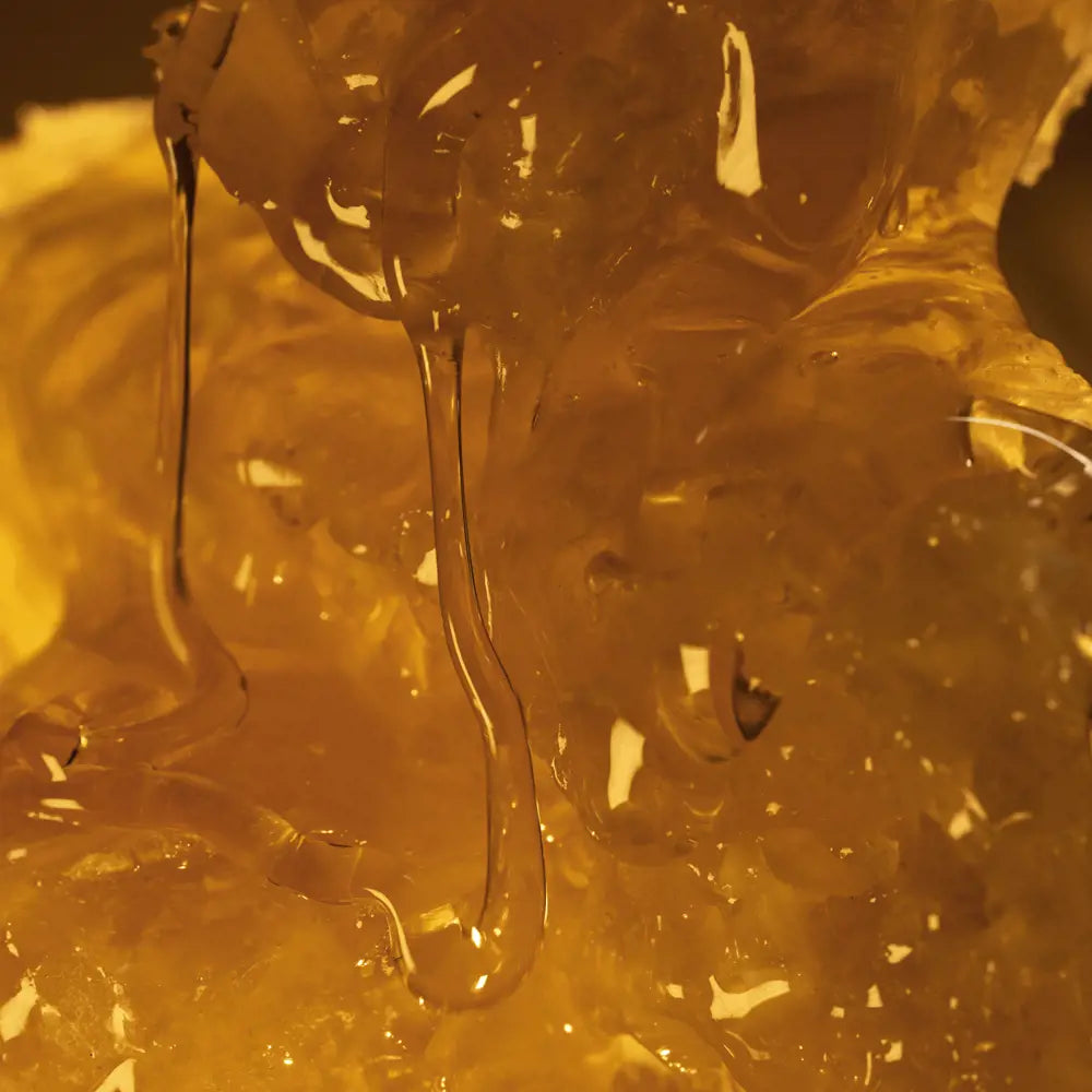 Milk & Honey Gold Smoothing Sugar Scrub 200 ml | Exfoliating & Moisturising Body Scrub | With Organic Milk & Natural Honey