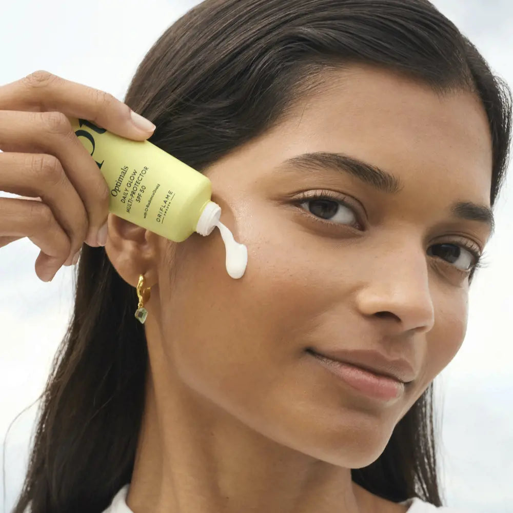 Oriflame Optimals Daily Glow Multi-Protector SPF 50 (30 ml) | Brightening Day Cream with UV Protection & Antioxidants | Original Sweden Skincare